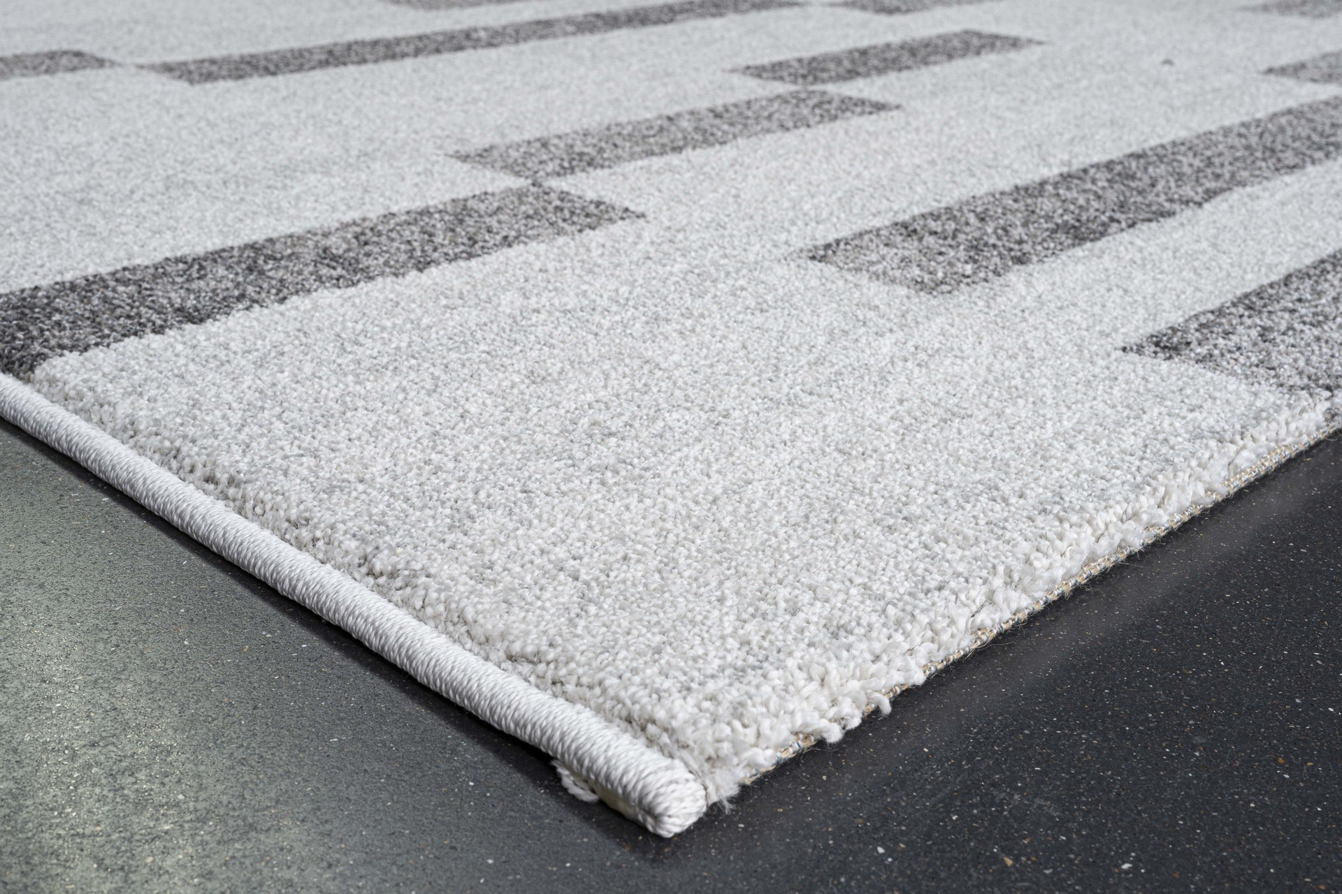 Madison - 34111-6171 (200x290) Madison - 34111-6171 (200x290)